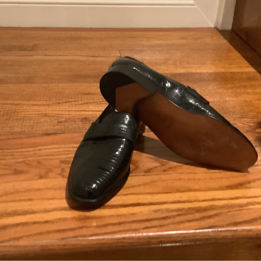 Sleek Black Lizard Men's Loafers size 9.5
